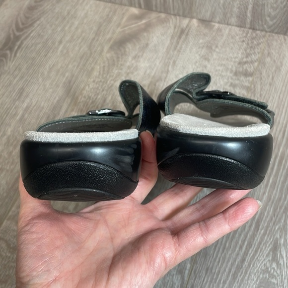 Alegria Jade Glimmer Glam Slide Sandals Buckle Leather Straps EU 39 (US 9) - Picture 12 of 16